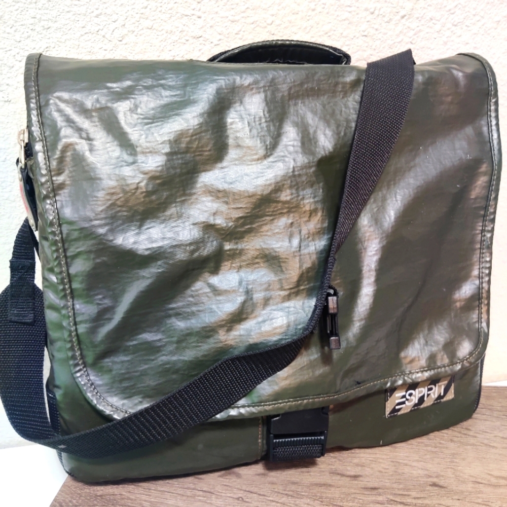 Army Green ESPIRIT Laptop Bag with PVC Exterior